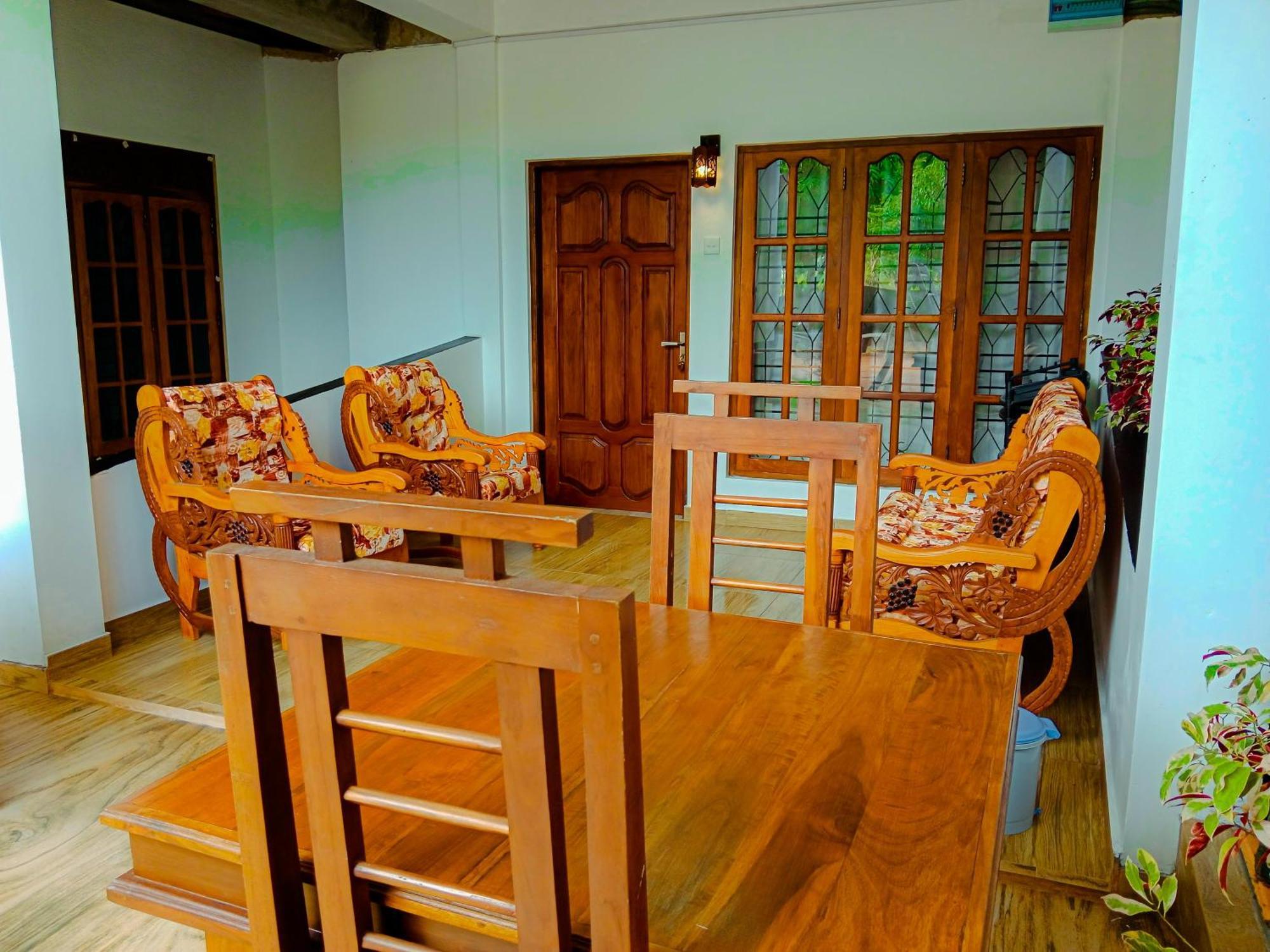 Sigiriya Peacock Homestay Exterior photo