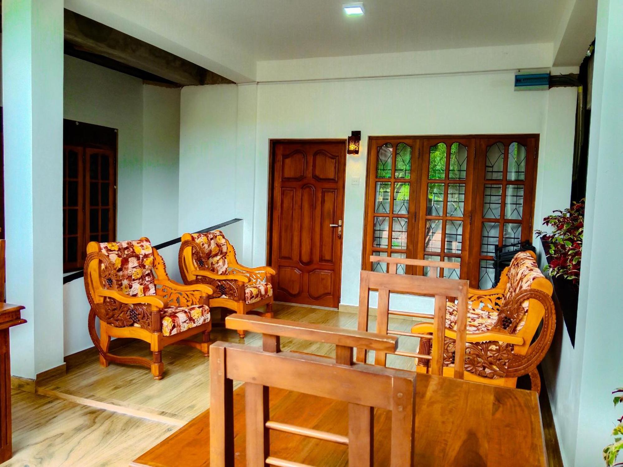 Sigiriya Peacock Homestay Exterior photo